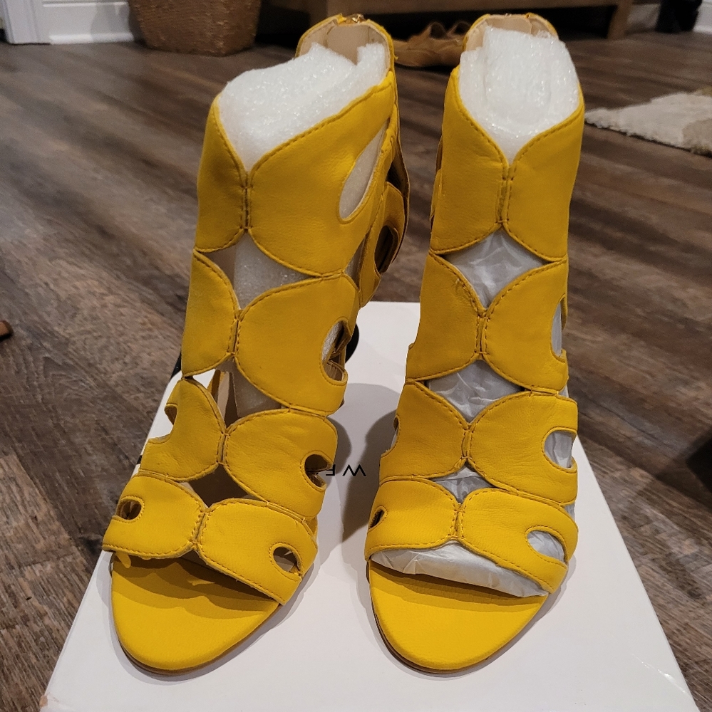Nine west nwflora heels, yellow, sz 7